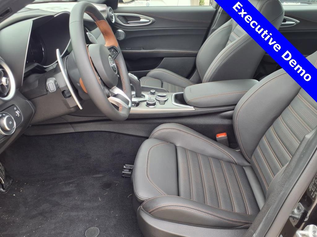 New 2025 Alfa Romeo Giulia w/ Driving Assist Package image 14