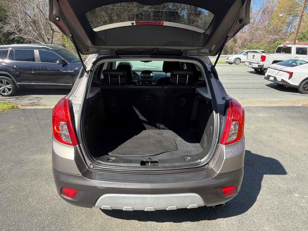 Used 2015 Buick Encore FWD image 9