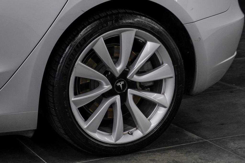 Used 2018 Tesla Model 3 Mid Range image 58