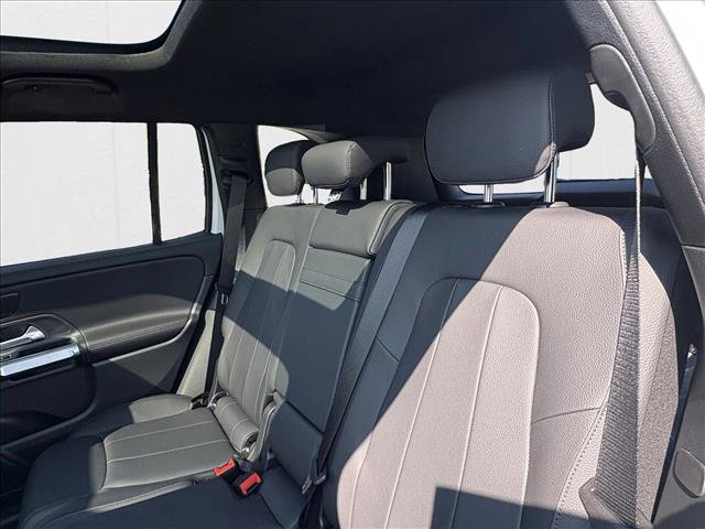 New 2026 Mercedes-Benz GLB 250 image 18