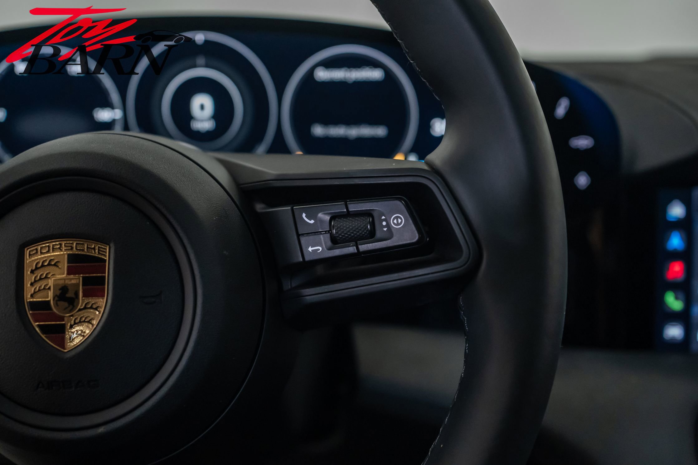 Used 2022 Porsche Taycan 4S image 31