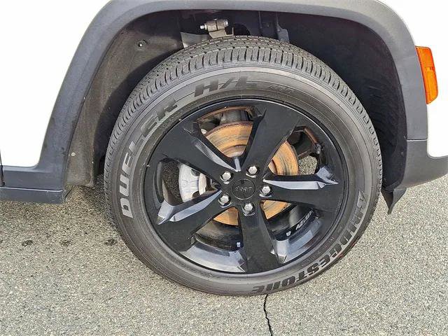 Certified 2022 Jeep Grand Cherokee Altitude image 27