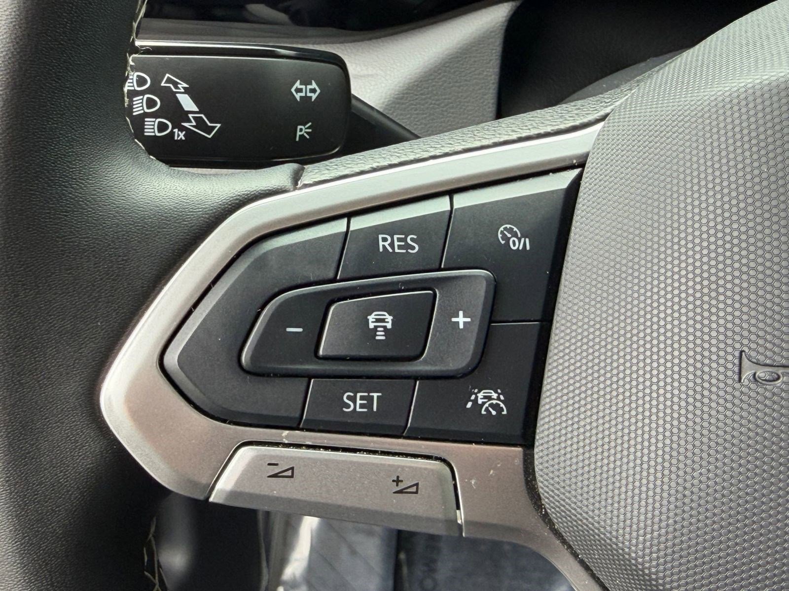 Used 2024 Volkswagen Taos S image 18