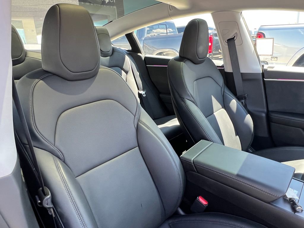 Used 2025 Tesla Model 3 Long Range image 16