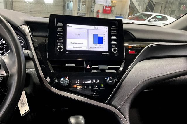 Used 2023 Toyota Camry SE FWD image 15