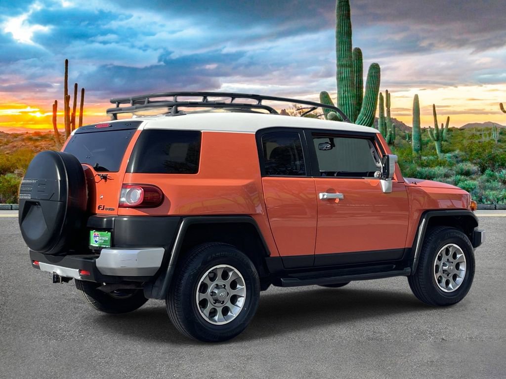 Used 2013 Toyota FJ Cruiser 4WD w/ Convenience Pkg image 3