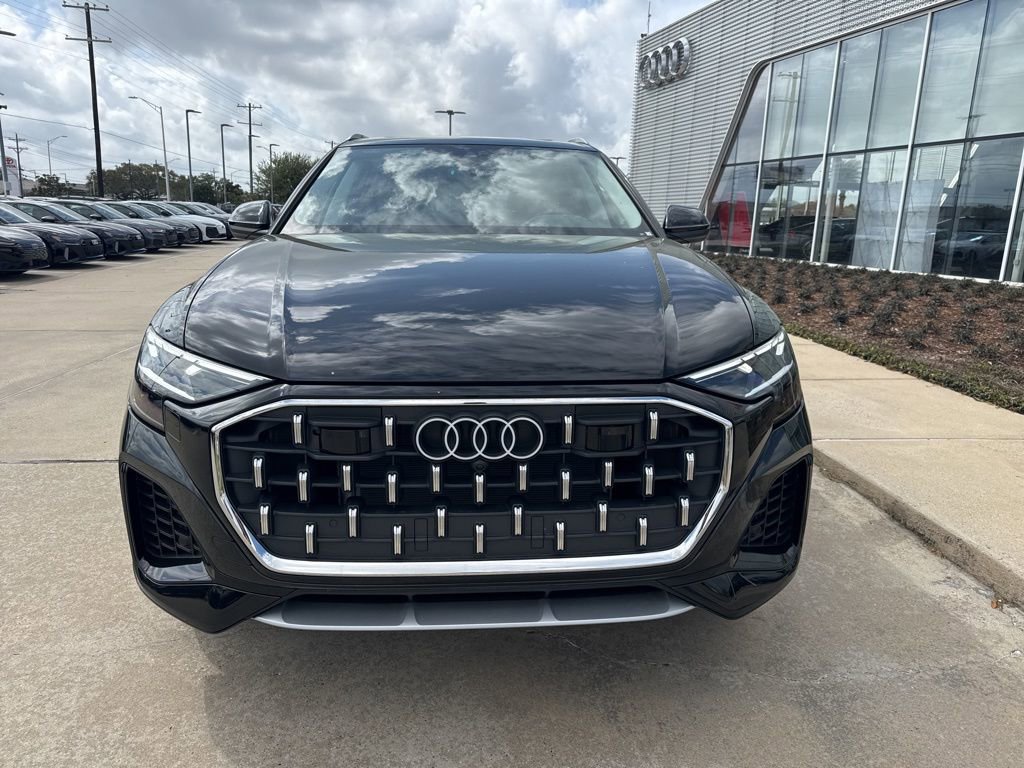 Used 2025 Audi Q8 Premium w/ Convenience Package image 6