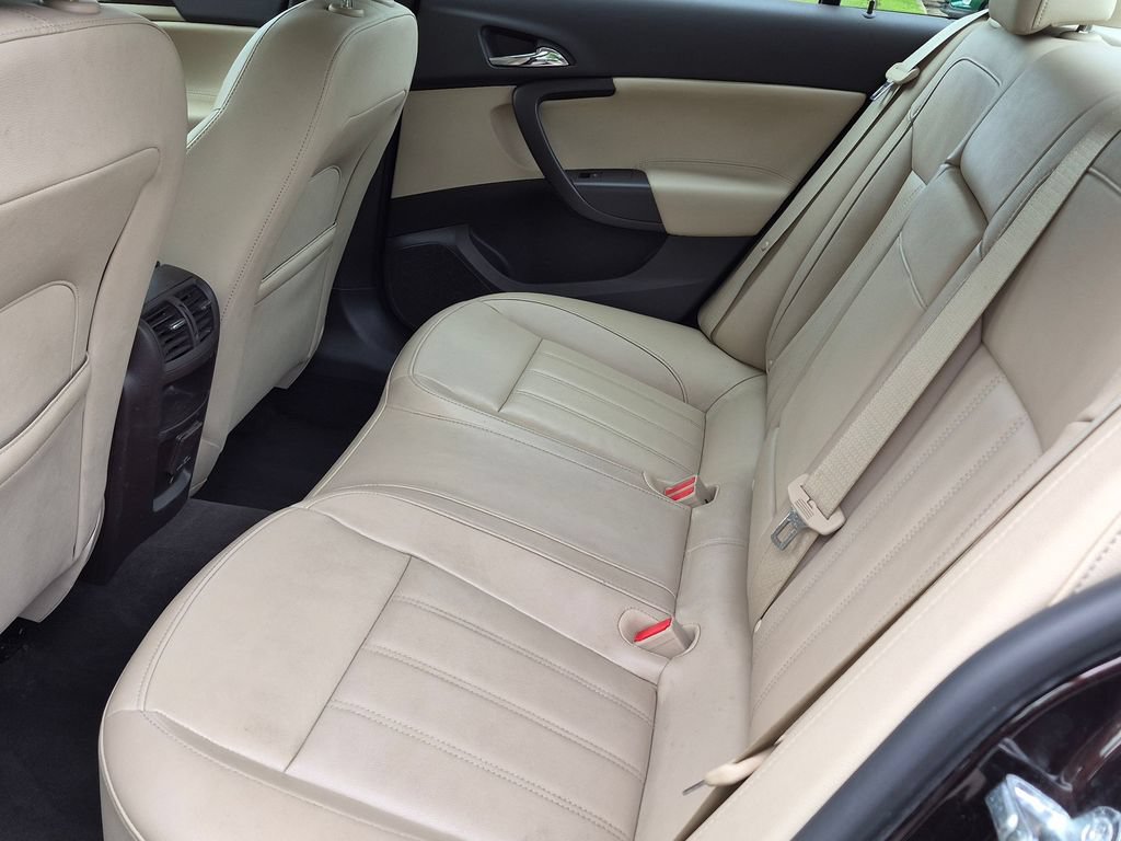 Used 2011 Buick Regal CXL Turbo w/ TO2 Preferred Equipment Group FWD image 25