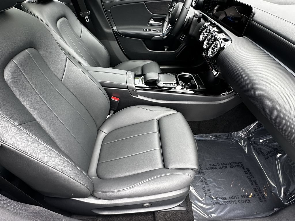 Certified 2023 Mercedes-Benz CLA 250 4MATIC image 15