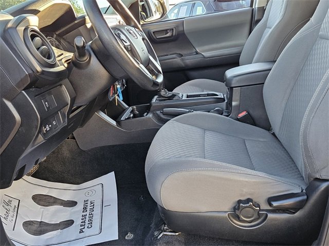Used 2023 Toyota Tacoma SR image 3