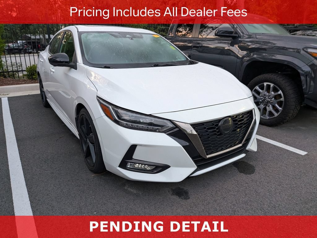 Used 2022 Nissan Sentra SR w/ SR Premium Package FWD image 1