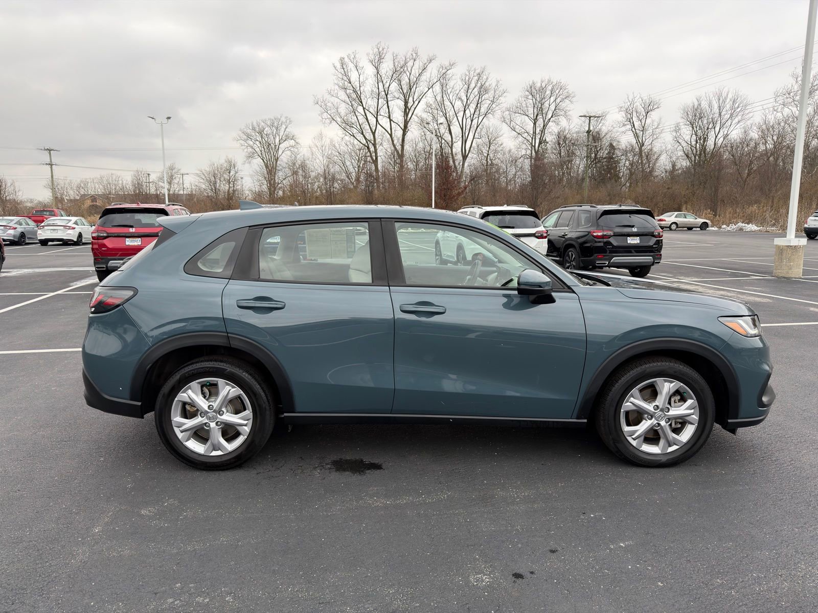 Used 2023 Honda HR-V LX image 7