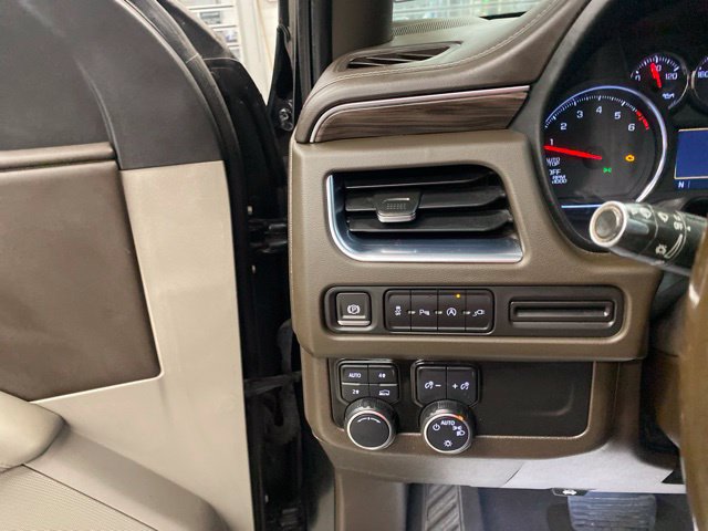 Used 2021 Chevrolet Suburban LT AWD/4WD image 21