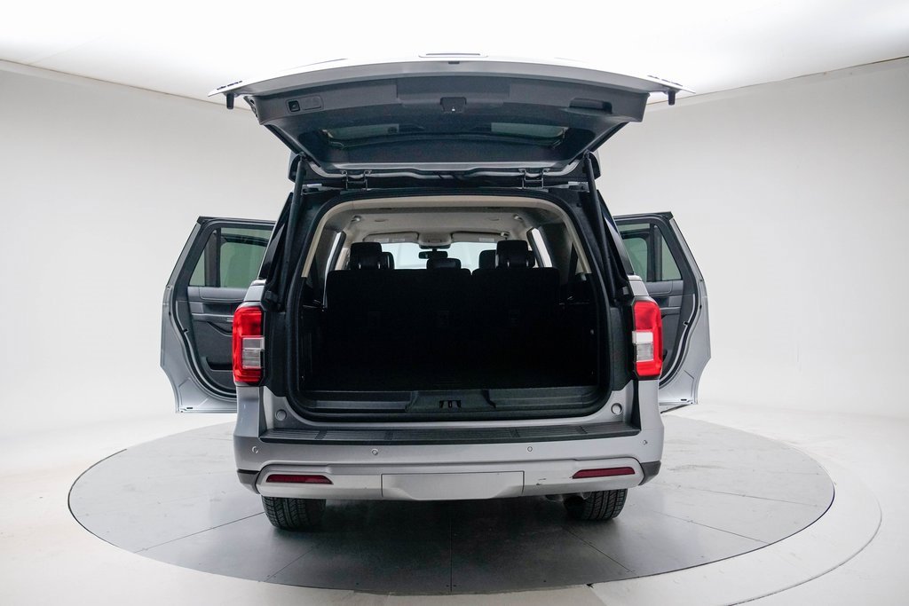 Used 2024 Ford Expedition Max XLT image 20