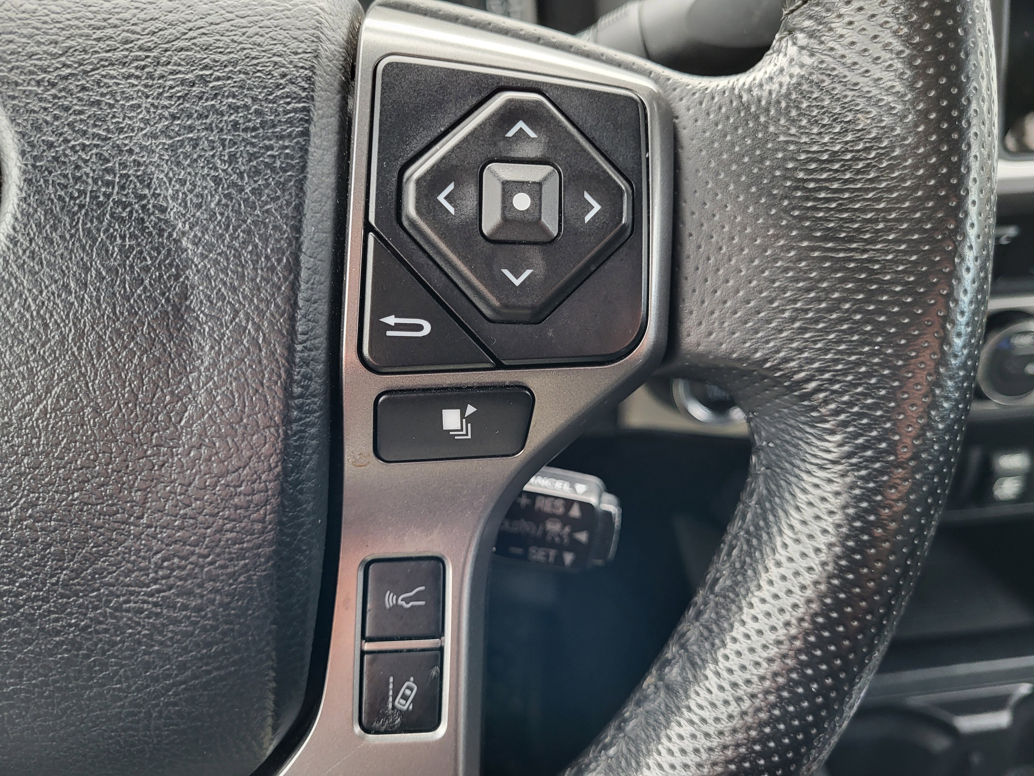 Used 2019 Toyota Tacoma SR5 image 20