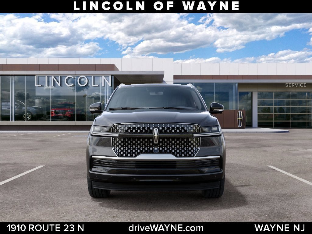 New 2027 Lincoln Navigator Reserve AWD/4WD image 3