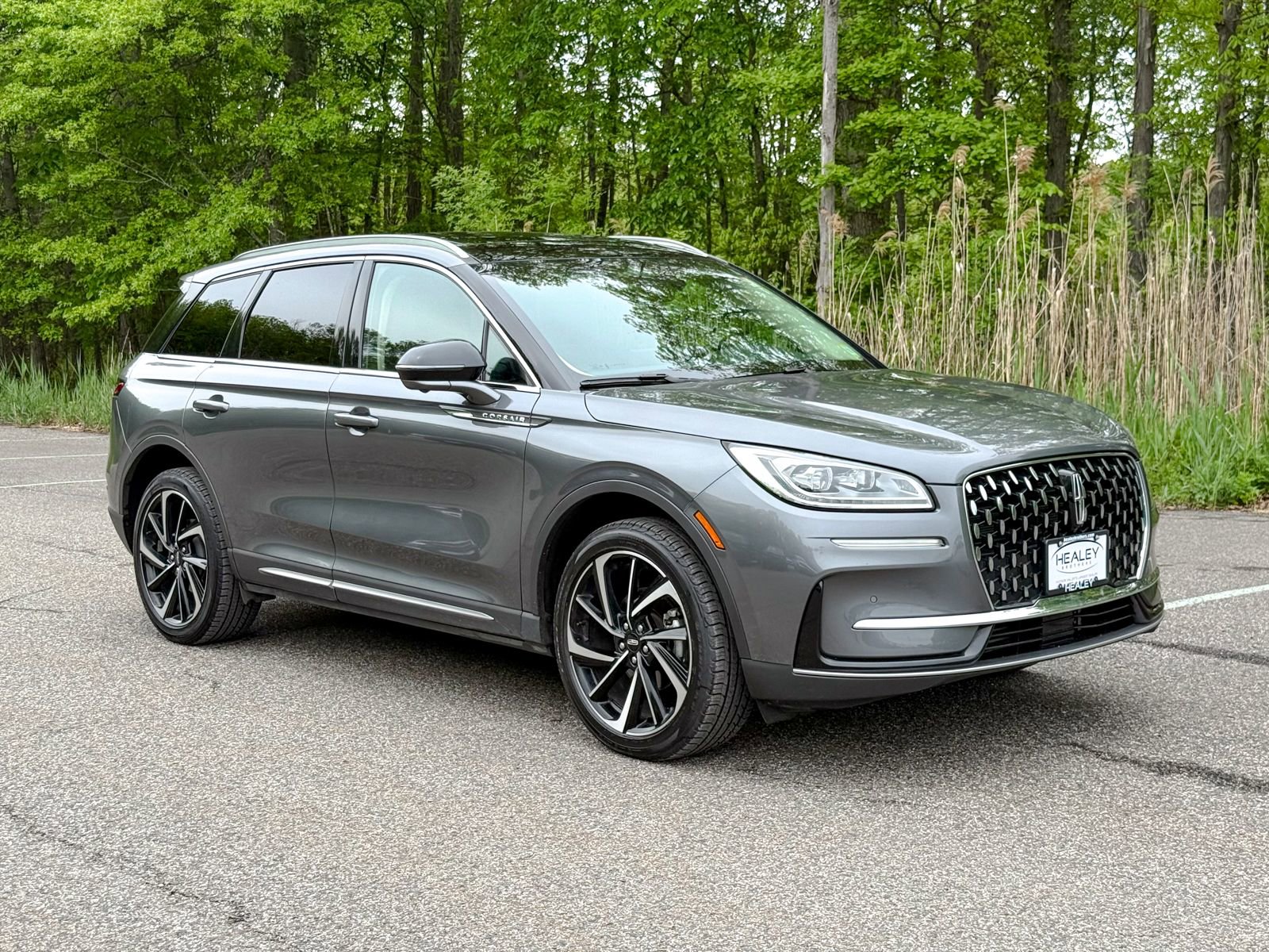 Used 2023 Lincoln Corsair Reserve w/ Equipment Group 201A AWD/4WD image 1