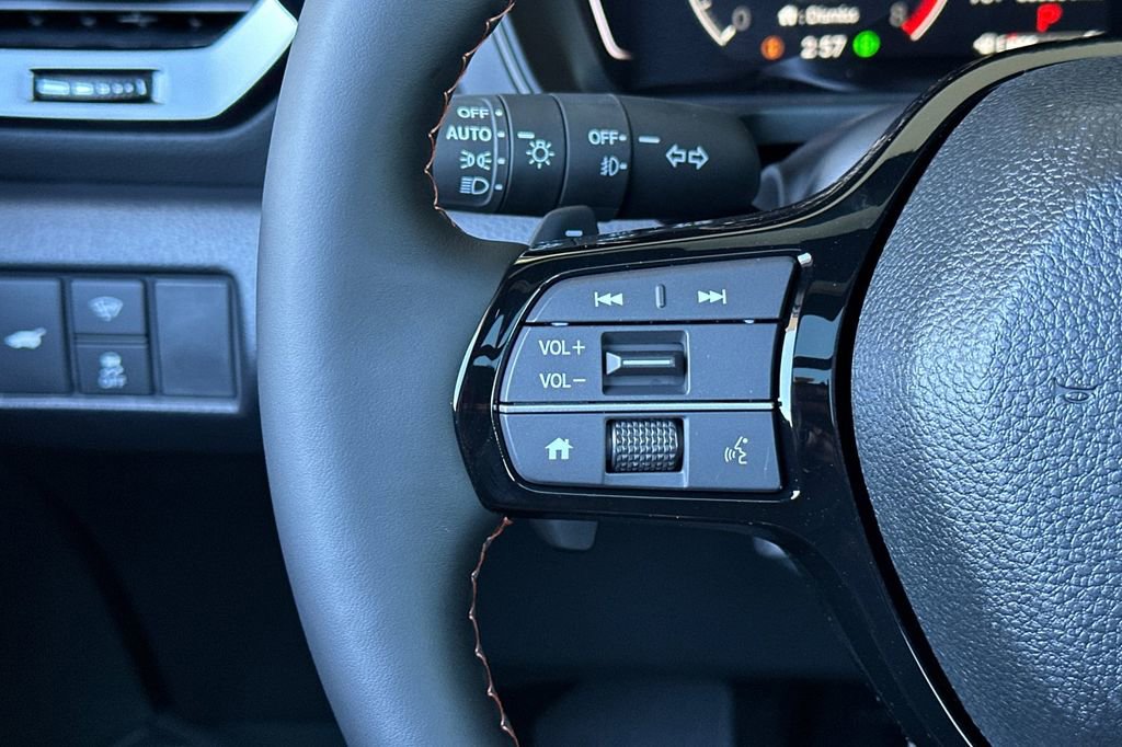 New 2025 Honda Pilot TrailSport image 28