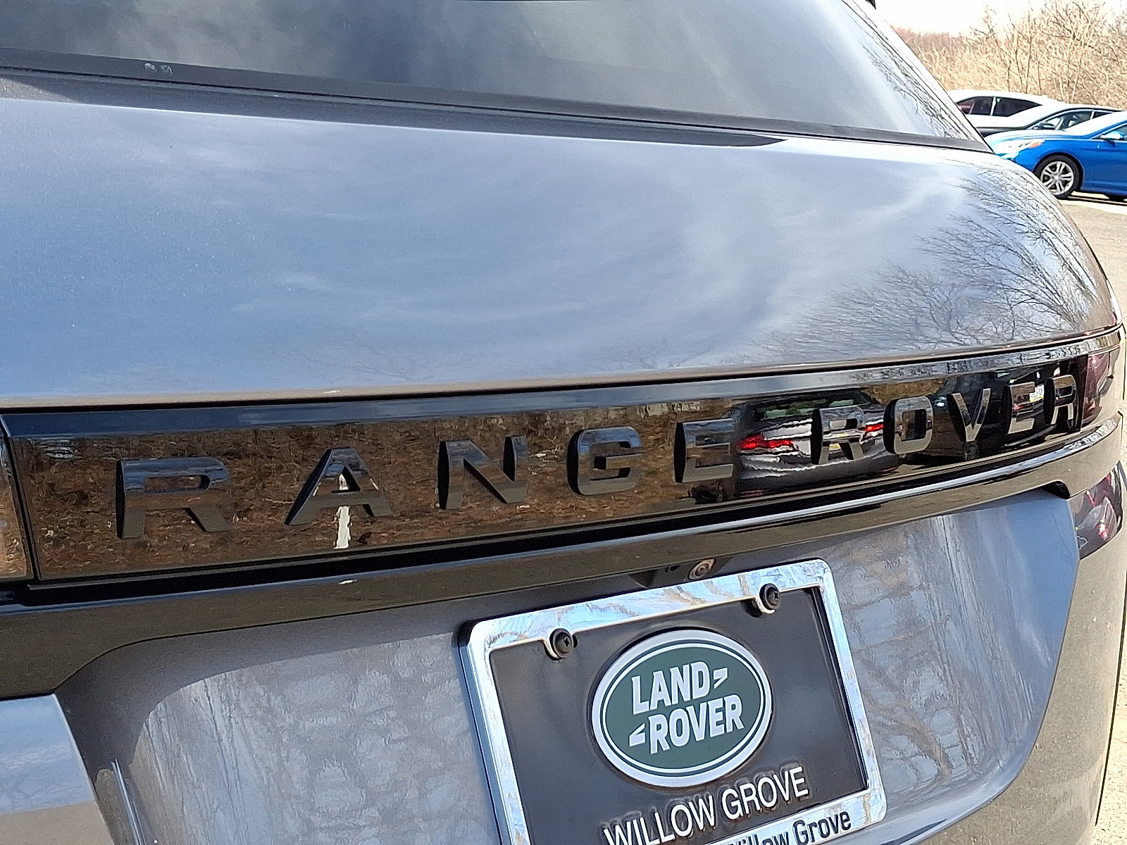 Certified 2025 Land Rover Range Rover Evoque S image 26