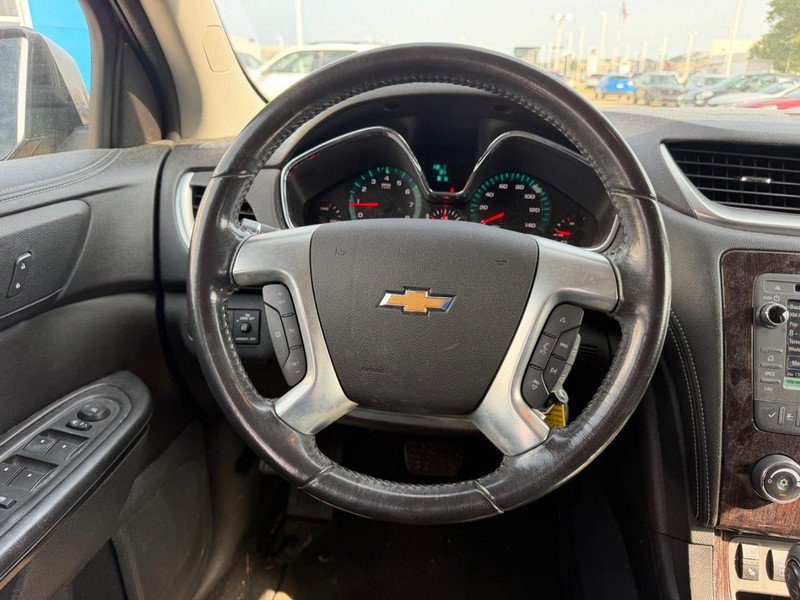 Used 2016 Chevrolet Traverse LT AWD/4WD image 11