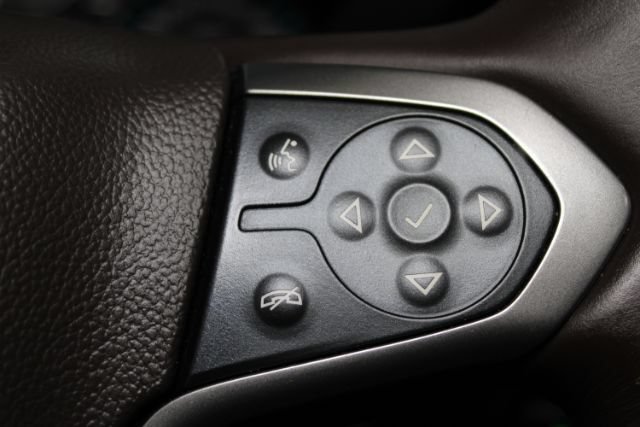 Used 2015 Chevrolet Tahoe LTZ RWD image 23