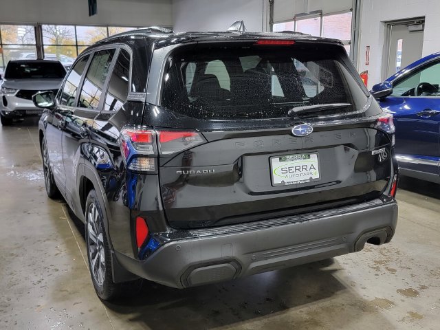 Used 2025 Subaru Forester Touring AWD/4WD image 7