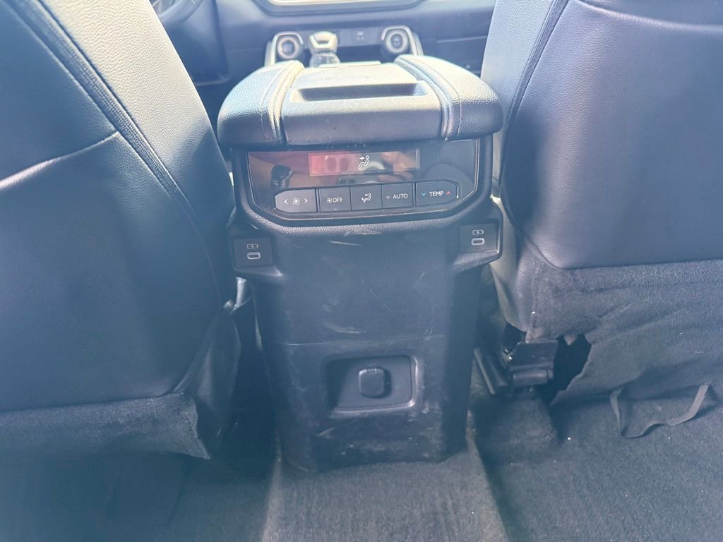 Used 2024 Toyota Grand Highlander XLE image 20