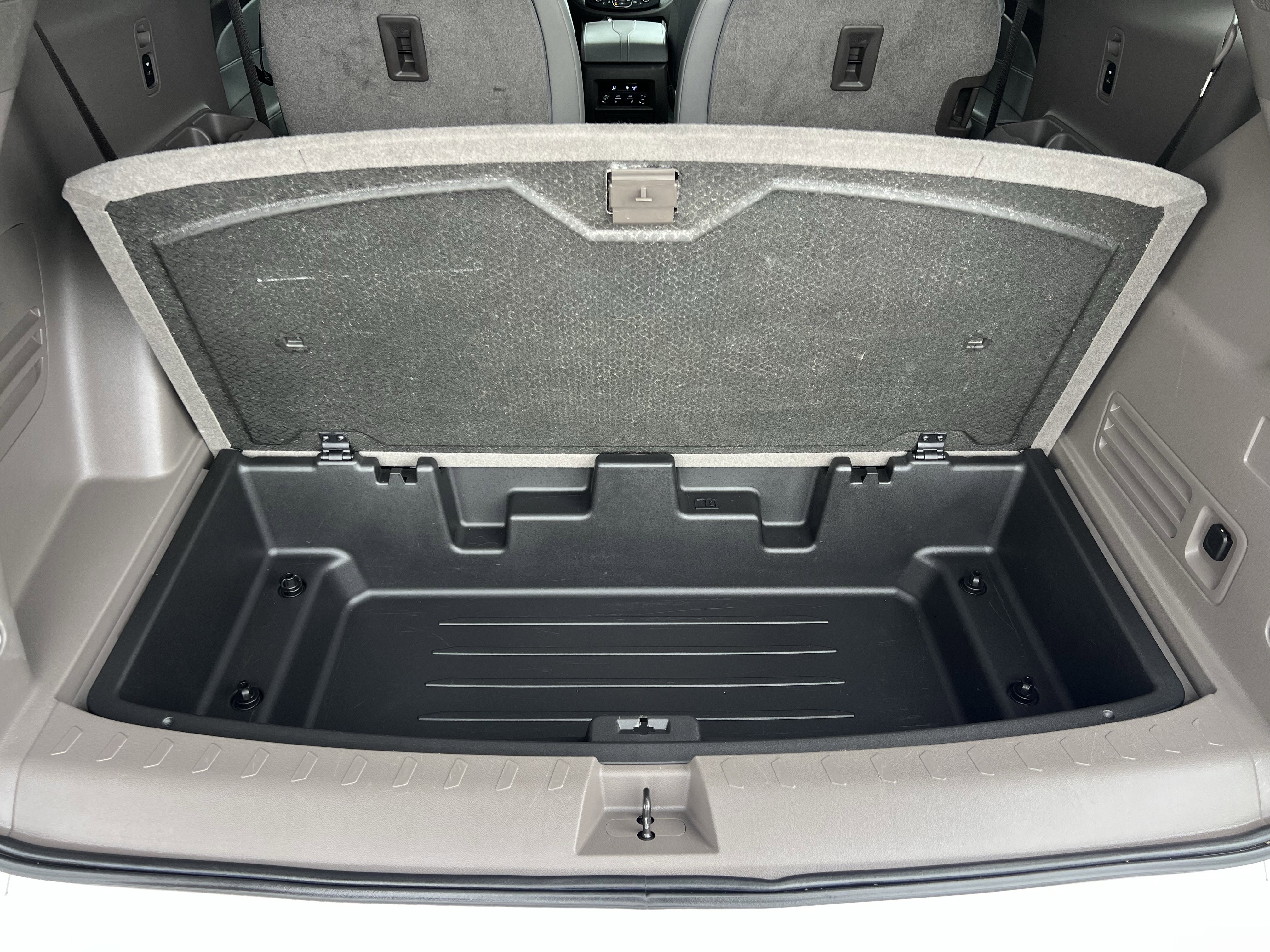 Used 2019 Chevrolet Traverse Premier AWD/4WD image 48