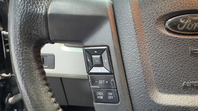 Used 2014 Ford F150 FX4 w/ Equipment Group 402A Luxury AWD/4WD image 32