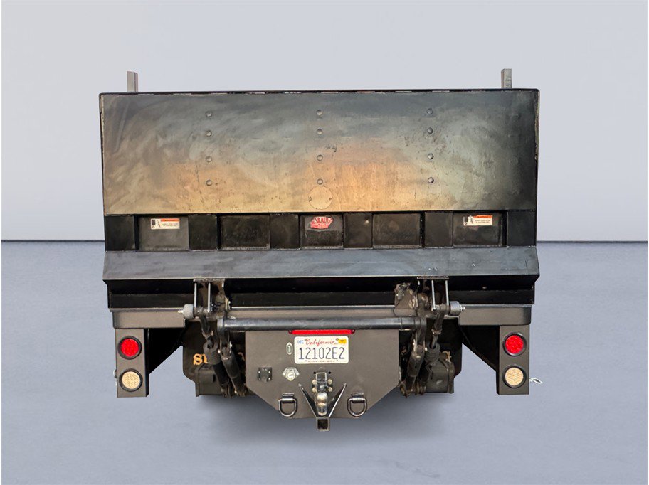 Used 2016 Ford F550 XL image 22