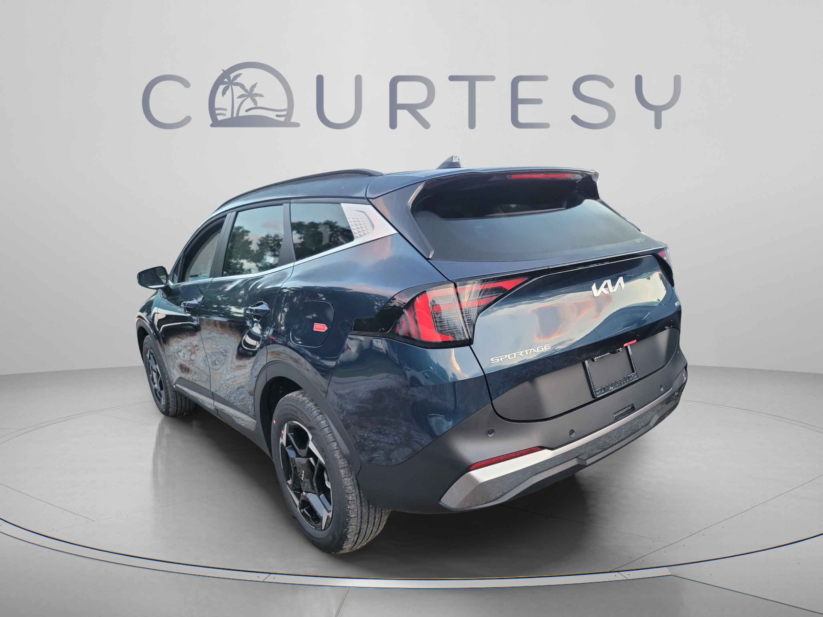 New 2027 Kia Sportage EX AWD/4WD image 2