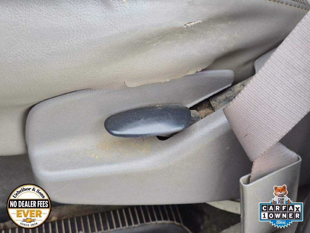 Used 2002 Ford E-150 and Econoline 150 RWD image 15