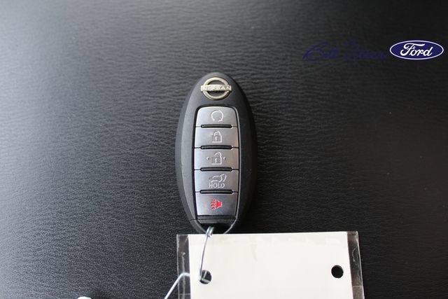 Used 2024 Nissan Armada SL AWD/4WD image 27