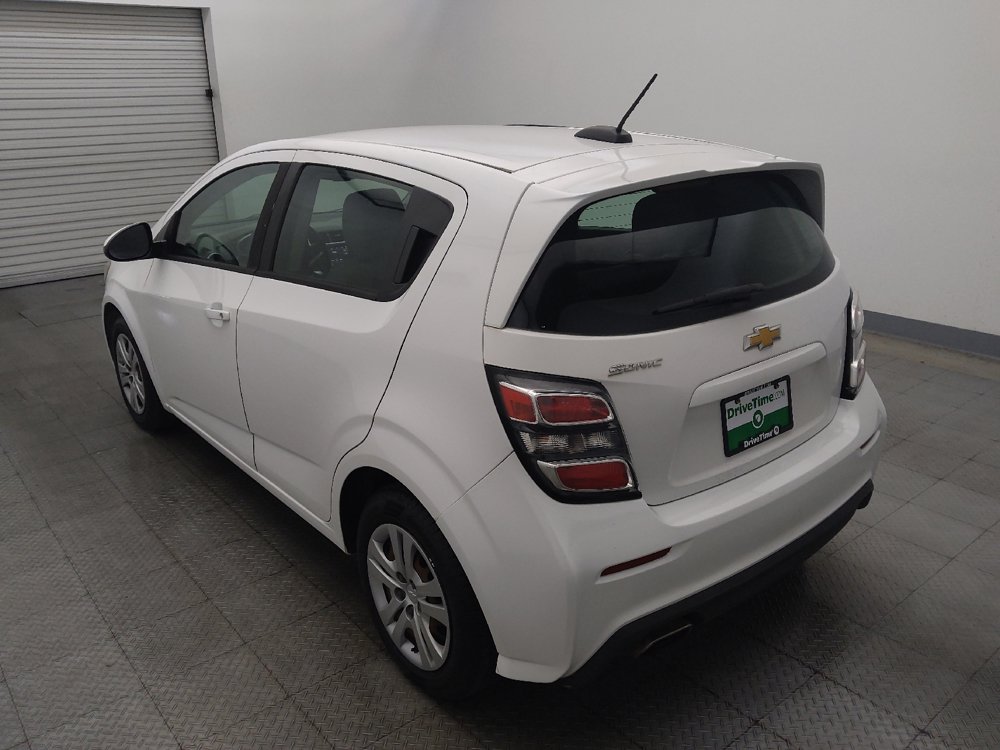 Used 2019 Chevrolet Sonic LT FWD image 5