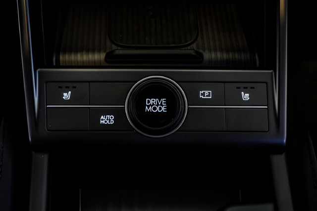 New 2026 Hyundai Kona SEL Premium FWD image 16