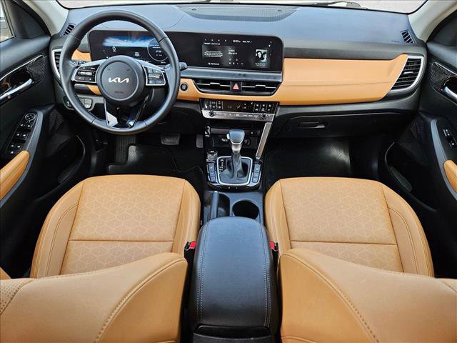Used 2025 Kia Seltos EX w/ EX Sunroof Package FWD image 20