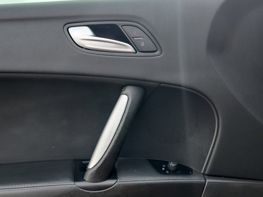 Used 2009 Audi TT 3.2 Prestige image 16