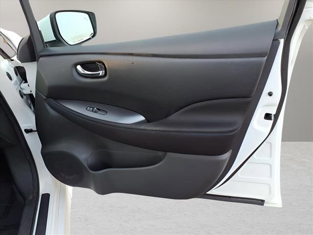 Used 2020 Nissan Leaf S w/ S Charge Package image 17