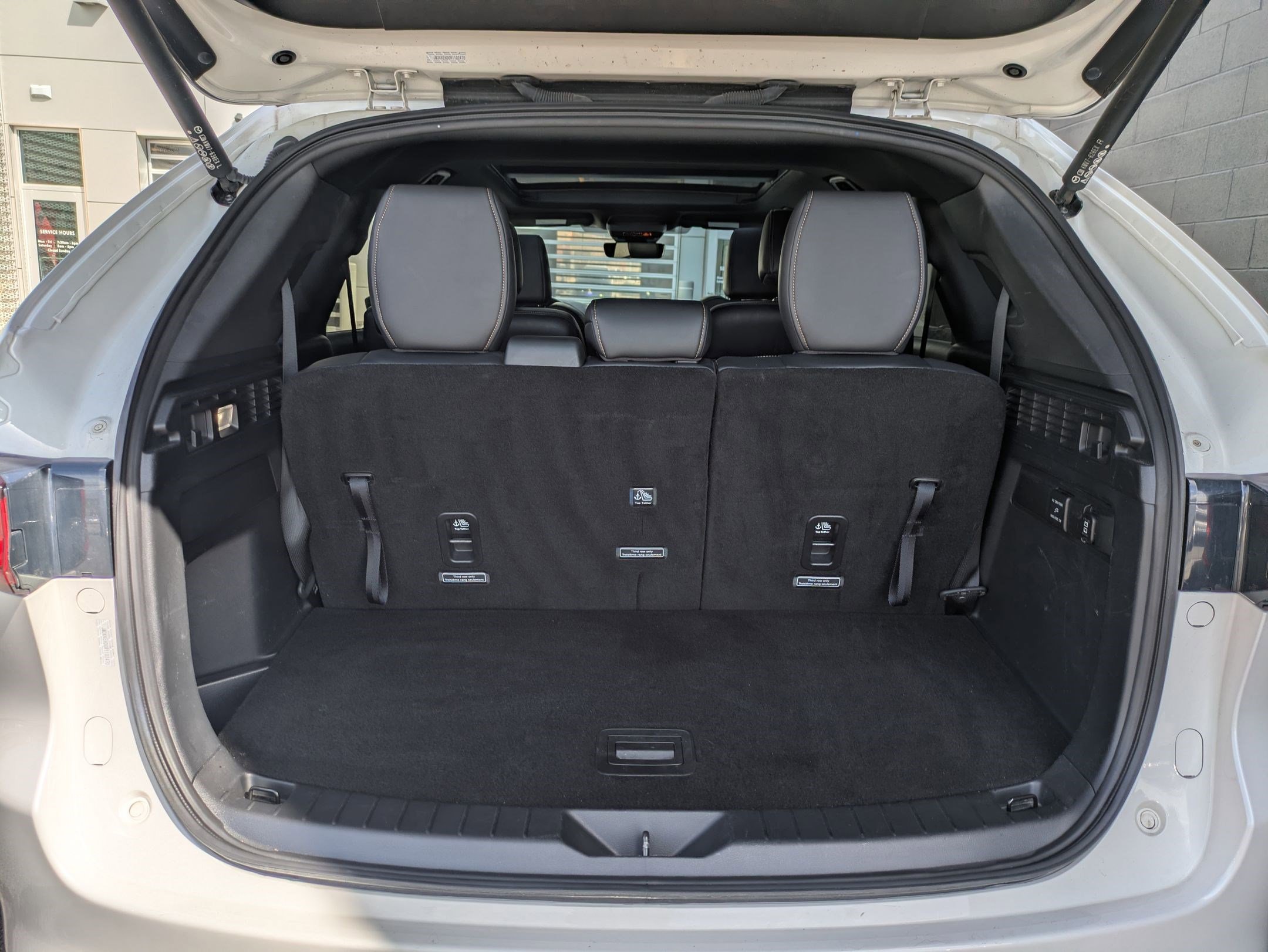 Used 2024 MAZDA CX-90 3.3 Turbo w/ Premium Plus Pkg image 26