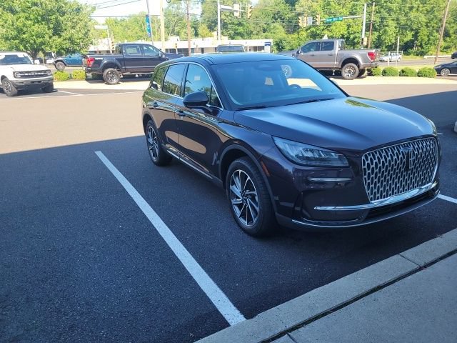 Used 2023 Lincoln Corsair AWD w/ Equipment Group 101A image 17