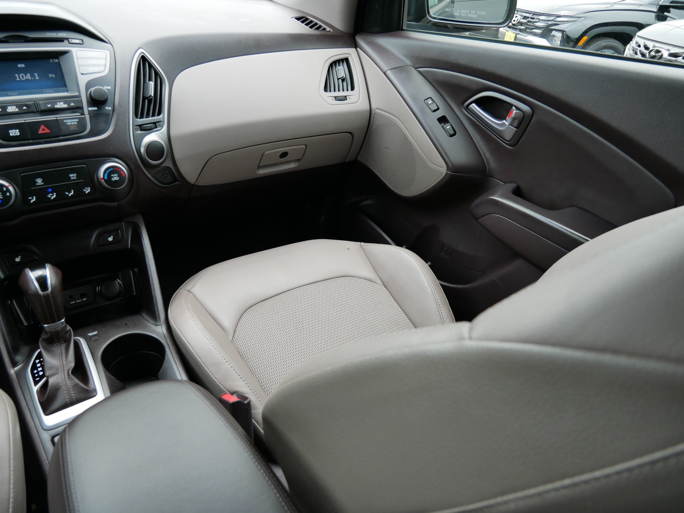 Used 2014 Hyundai Tucson SE AWD/4WD image 11