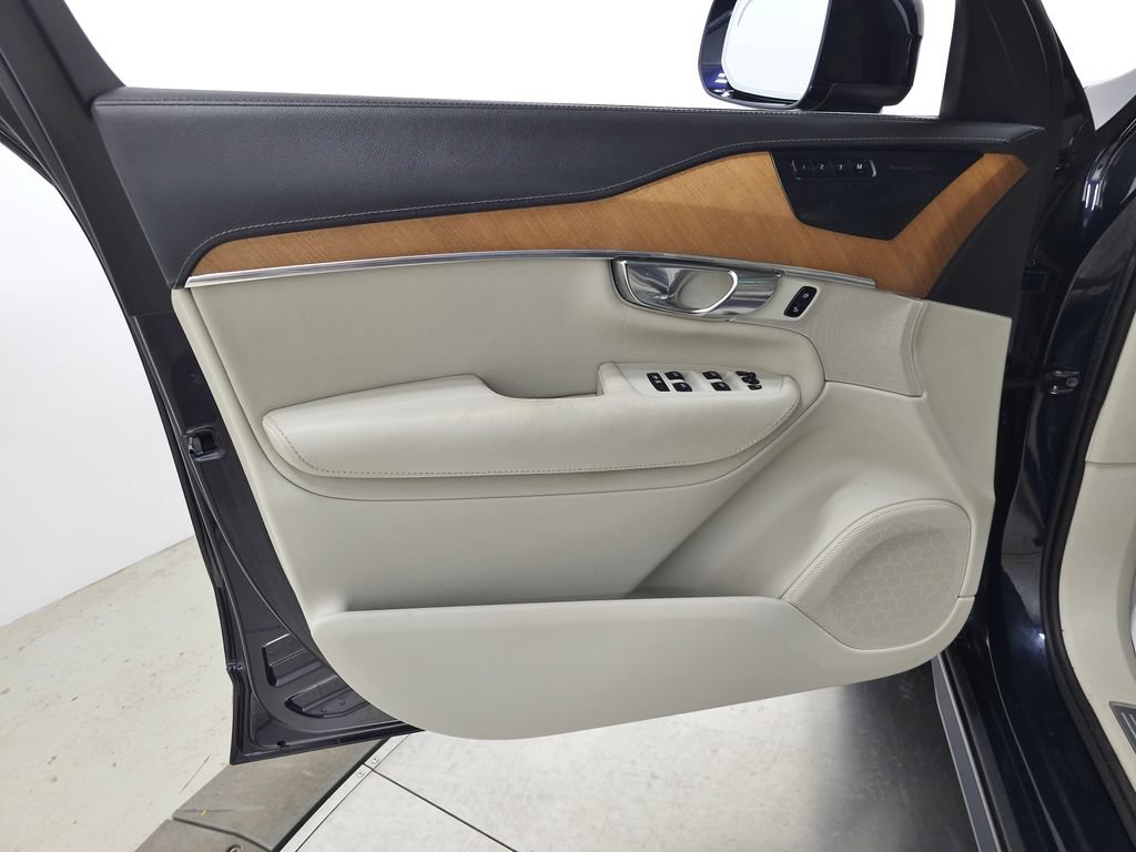 Used 2019 Volvo XC90 T6 Inscription w/ Advanced Package AWD/4WD image 13