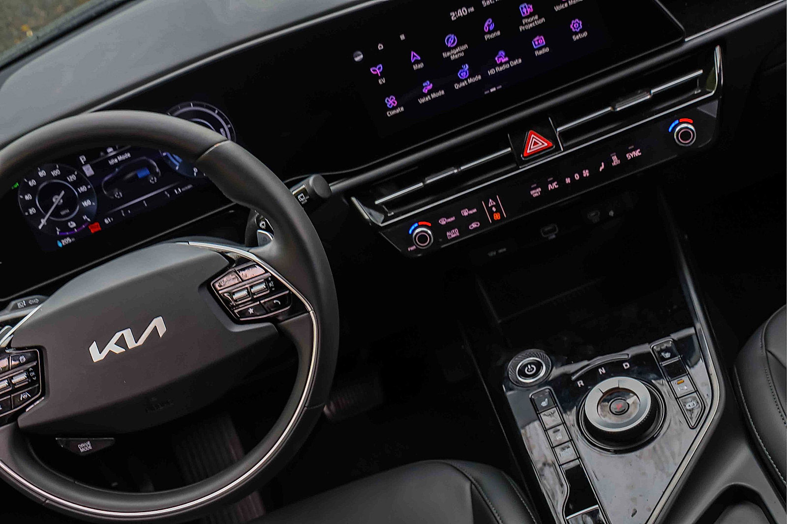 Certified 2025 Kia Niro Wind w/ Wind Preserve Package FWD image 7