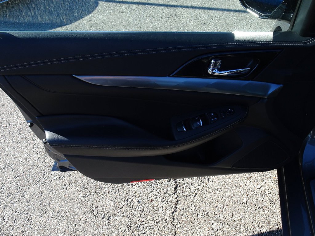 Used 2019 Nissan Maxima 3.5 SL w/ Floor Mat Group FWD image 14