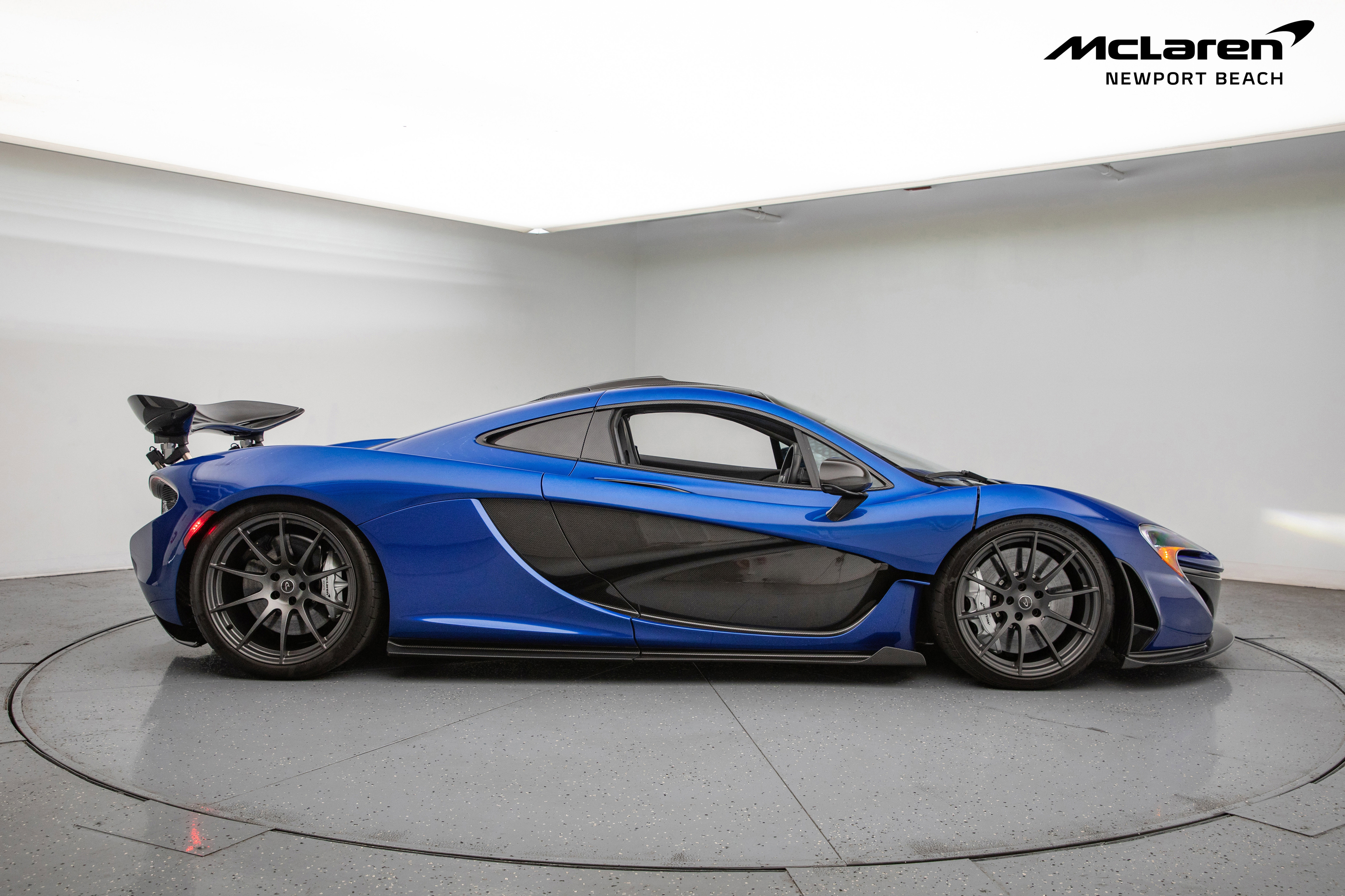 Used 2014 McLaren P1 image 34