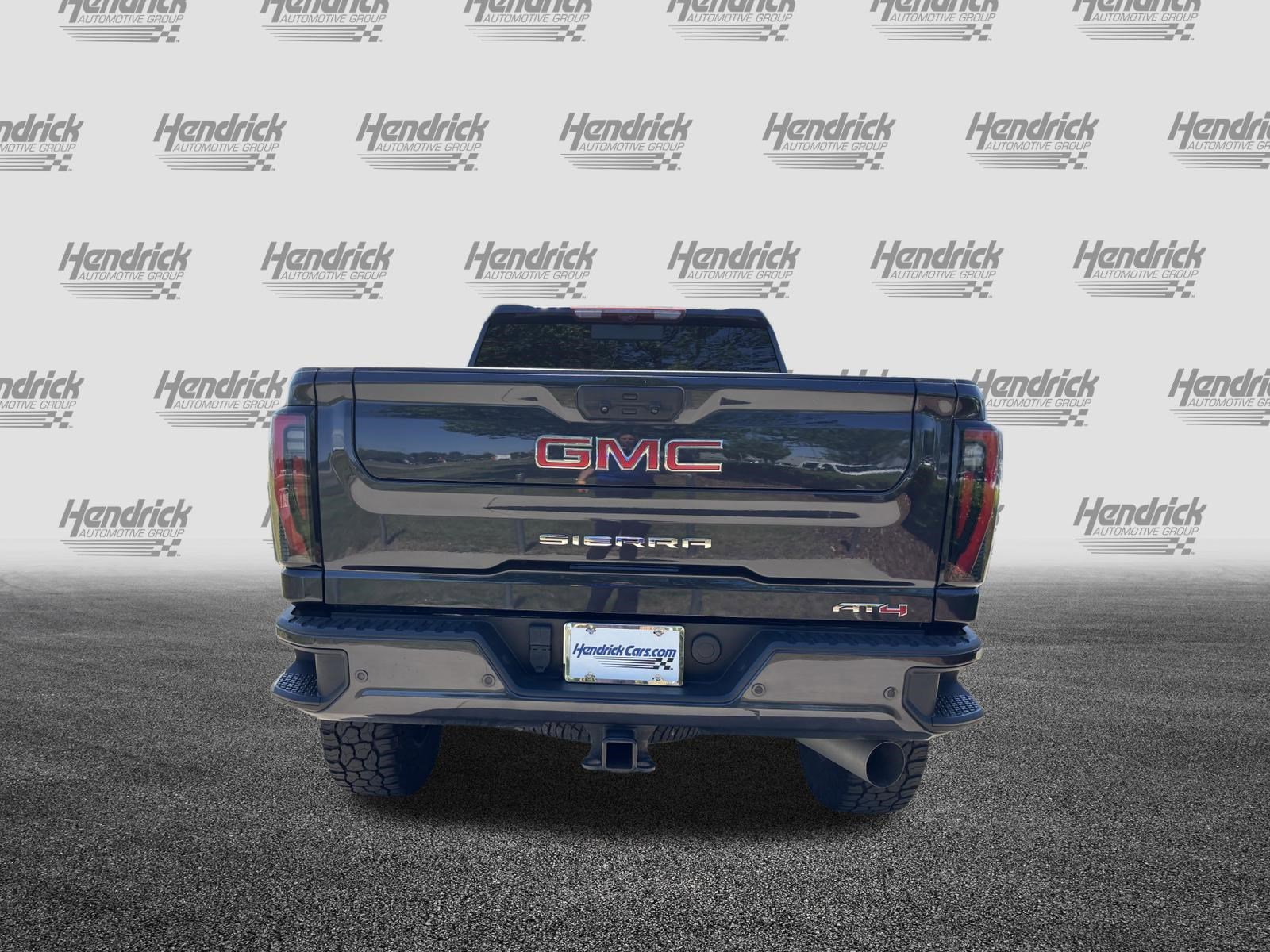 Used 2024 GMC Sierra 3500 AT4 w/ AT4 Premium Plus Package AWD/4WD image 9