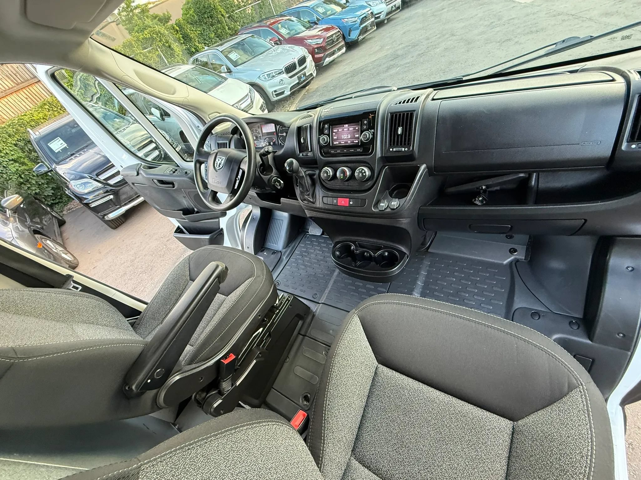 Used 2020 RAM ProMaster 2500 FWD image 18