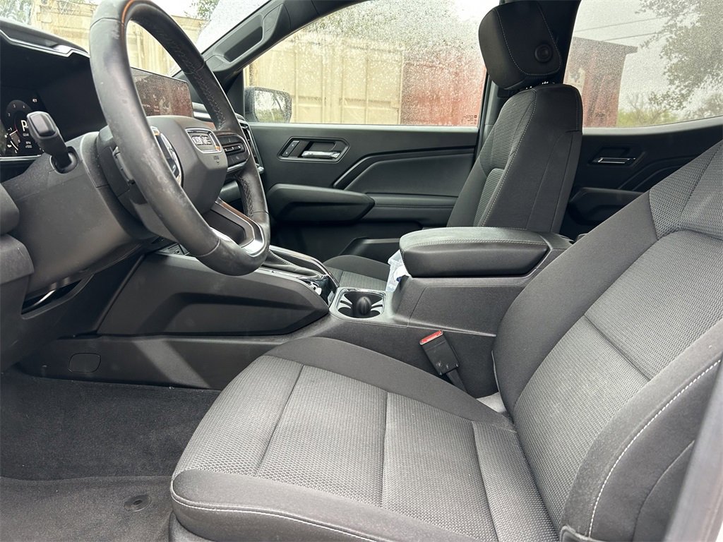 Used 2024 GMC Canyon Elevation w/ Convenience Package image 13