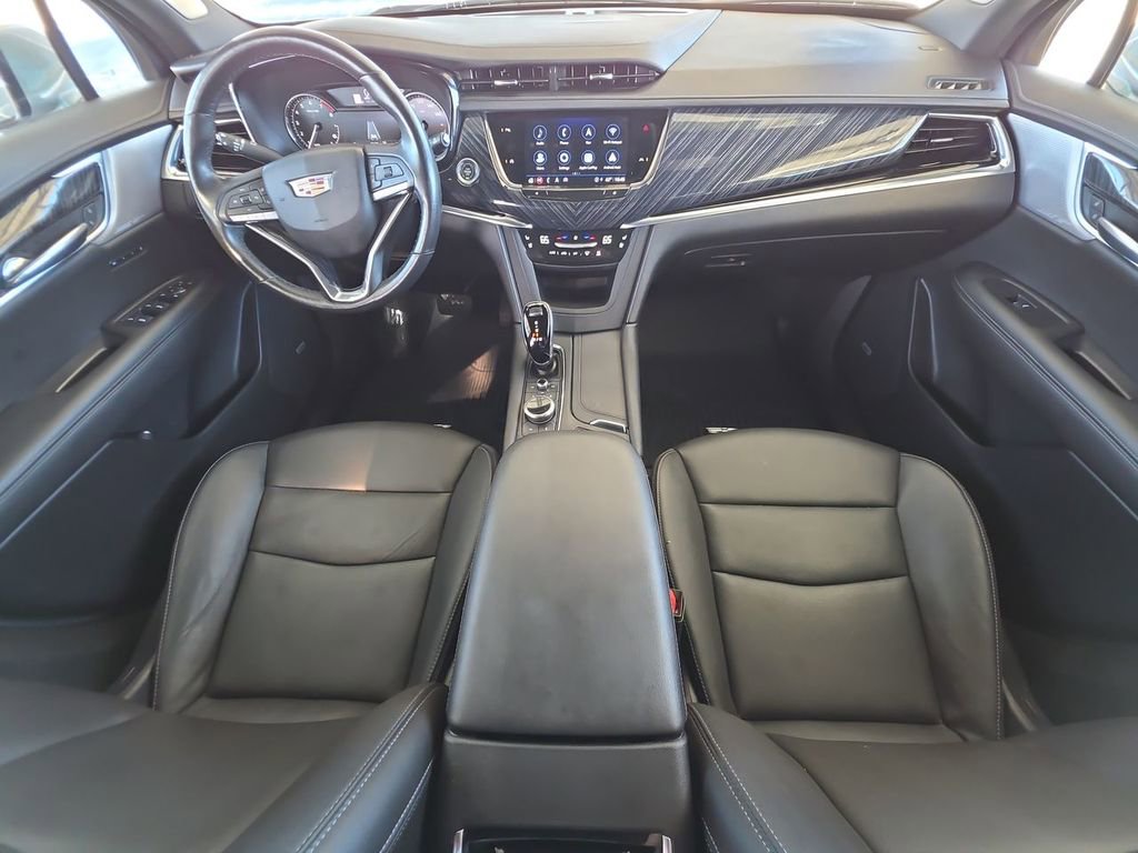 Certified 2024 Cadillac XT6 Premium Luxury w/ LPO, Floor Liner Package AWD/4WD image 21