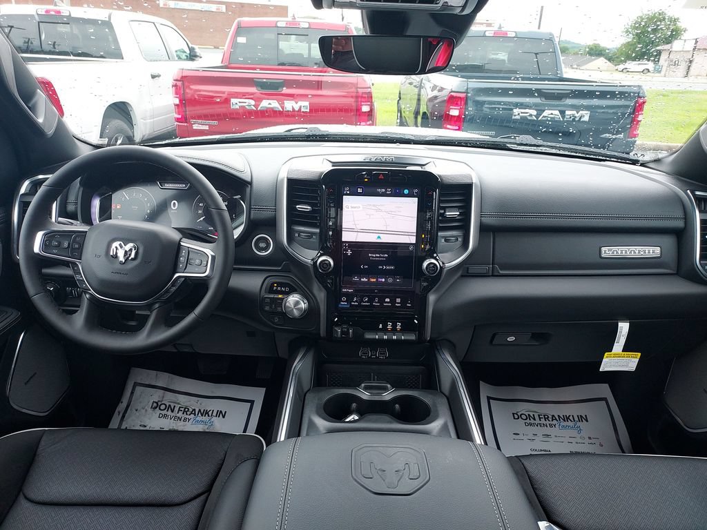 New 2027 RAM 1500 Laramie w/ Laramie Preferred Package AWD/4WD image 15